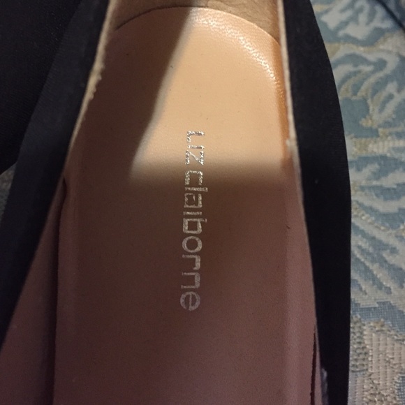 Black high heels - Picture 4 of 4