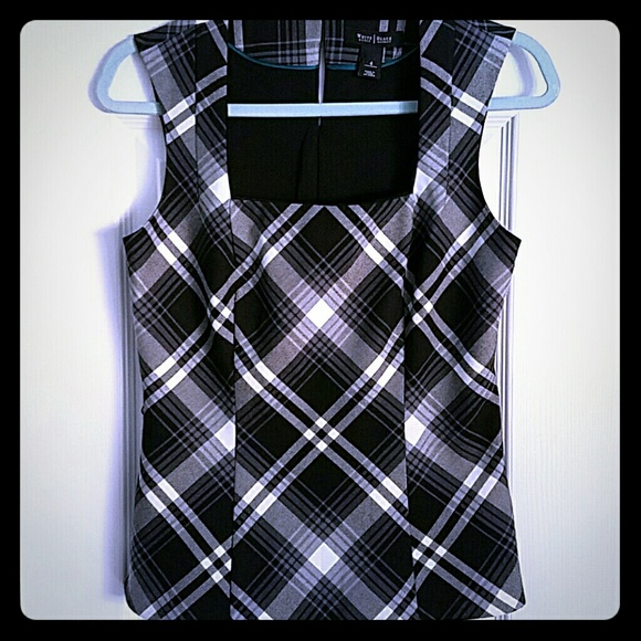 👚 WHBM shirt
