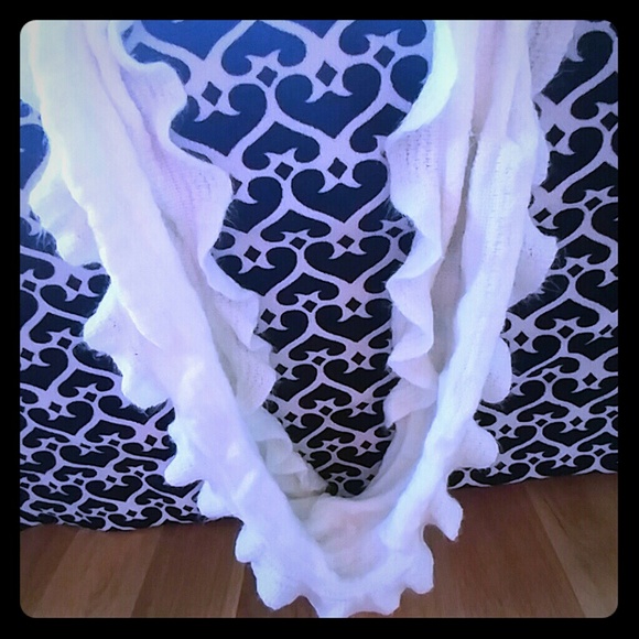 NY & Co.  Scarf