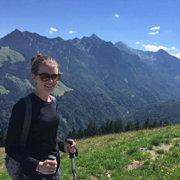 Meet your Posher, Brittany