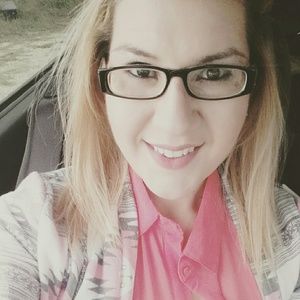 Meet your Posher, Kaitlin