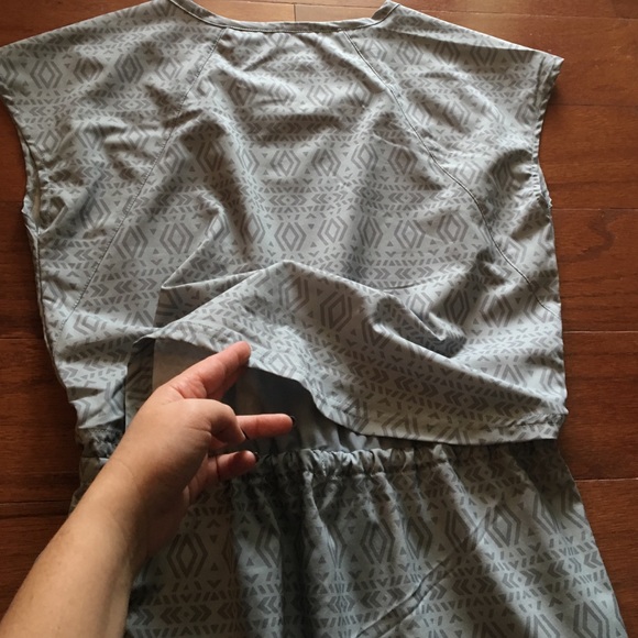 Sleeveless outdoors/fishing/adventure dress - Picture 4 of 4