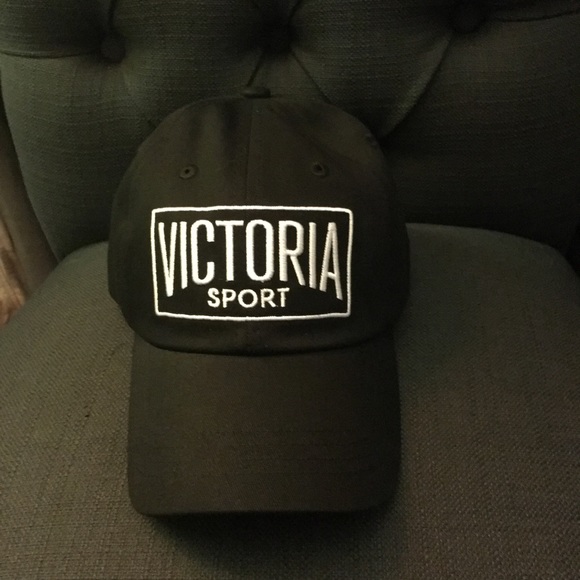 Victoria's Secret Accessories - Nwt sports hat
