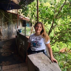 Meet your Posher, Megan