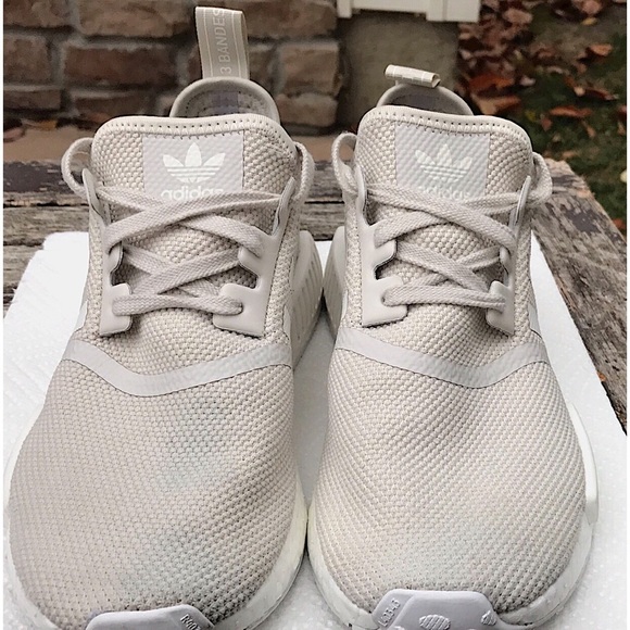 Adidas NMD R1 - Picture 2 of 4