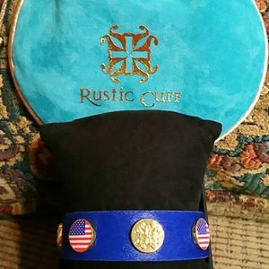 RUSTIC CUFF WIDE MEAGAN