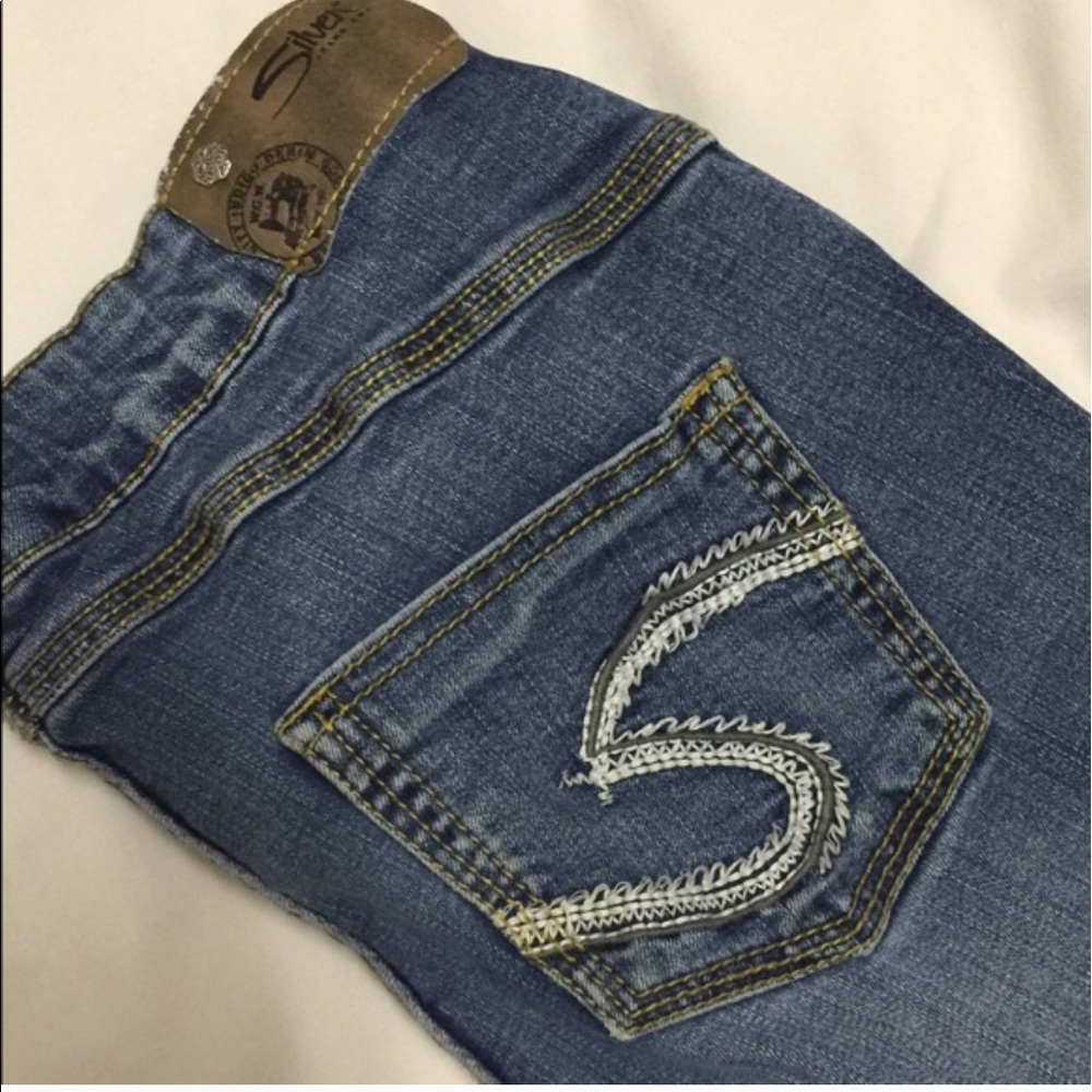Silver Jeans - Picture 3 of 4