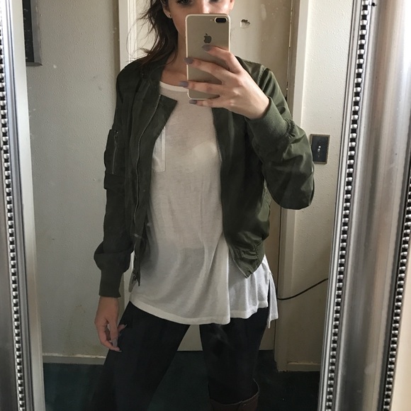 Bomber jacket
