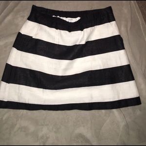 Crown & Ivy striped skirt. Size Medium