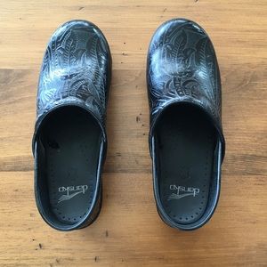 Dansko black clogs
