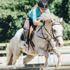 Meet your Posher, Natalie