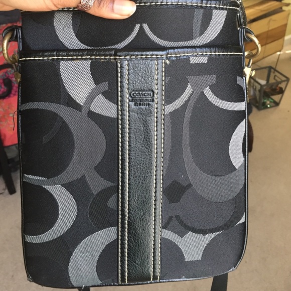 Coach Signature Purse