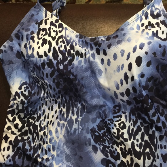 🎉CLOSET CLOSING SALE🎉 Tankini top leopard print