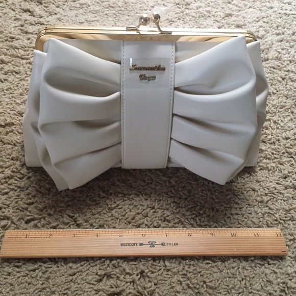 Samantha Vega Bow clutch purse w/ strap - Picture 2 of 6