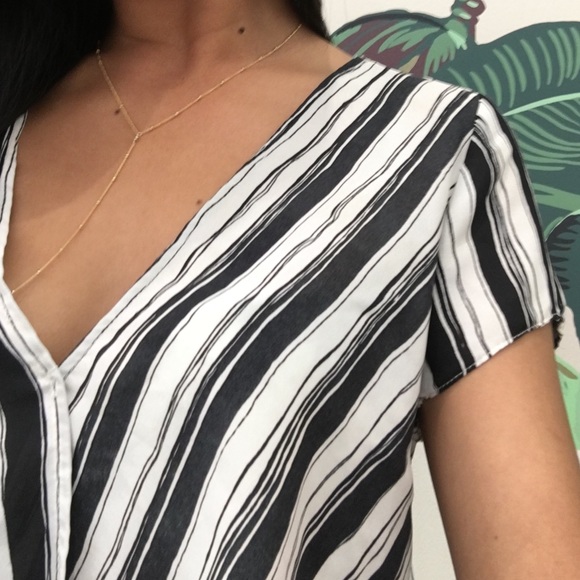 Striped wrap top - Picture 2 of 3