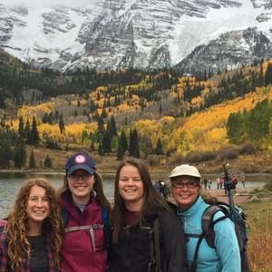 Meet your Posher, Ariana