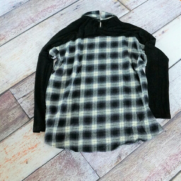 Plaid collared contrast top flannel long sleeve - Picture 5 of 5