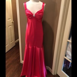 Cashe formal/maxi dress pink satin gorgeous!
