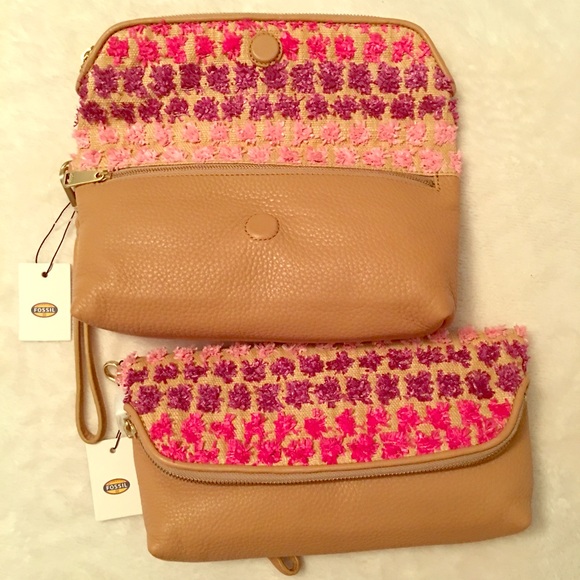 FOSSIL clutches! Only one left!!💕