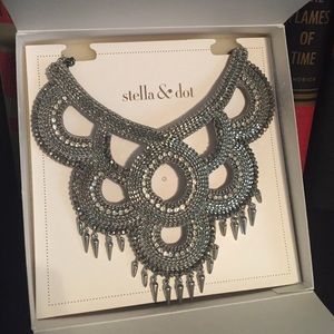 Stella & Dot - Tallulah Statement Necklace