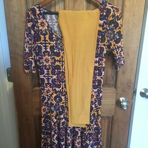 LuLaRoe One Pair of leggings Mustard Yellow
