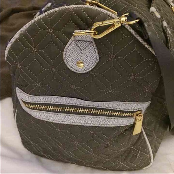 Adrienne Vitadinni Duffle travel bag - Picture 2 of 4