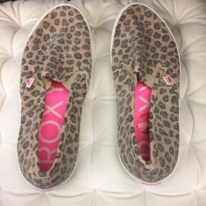 Roxy slip ons