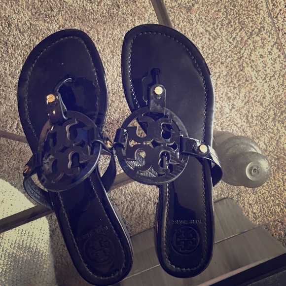 authentic tory burch sandals