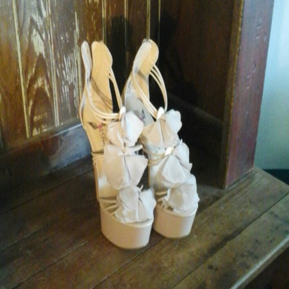 Victorias Secret Platform Heels