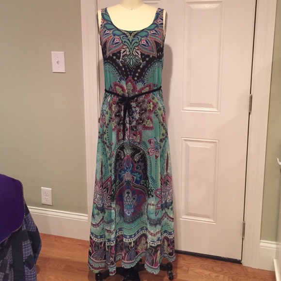 Lovely large-print lined maxi dress