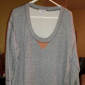 Cute warm 3/4 sleeve sweater