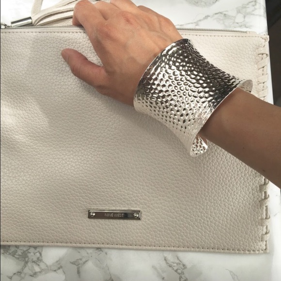 Celebrity Stanley  statement cuff bracelet - Picture 2 of 3