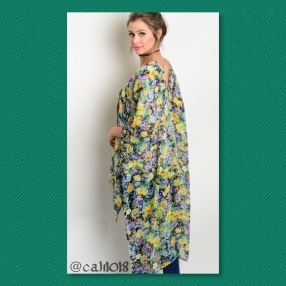 💠CLEARANCE NEW Floral Sheer Flowy Hi/Low Top💠💠 - Picture 3 of 4