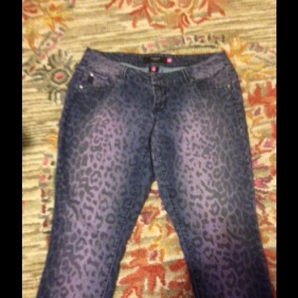 Animal print purple skinny jeans