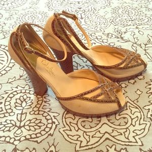 Cole Haan Nike Air. Heels