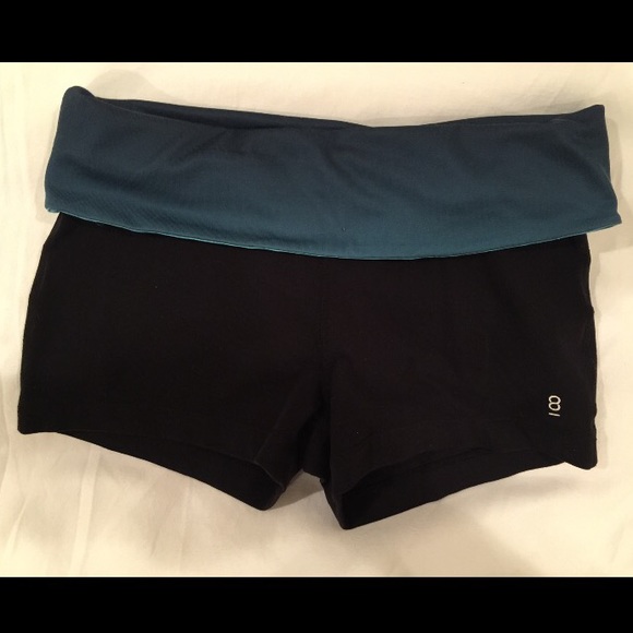 PH8 by Bebe Sport fit Shorts ombre black aqua XS