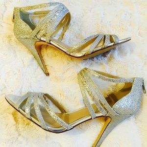 ALDO SILVER GLITTER HIGH HEELED SANDALS