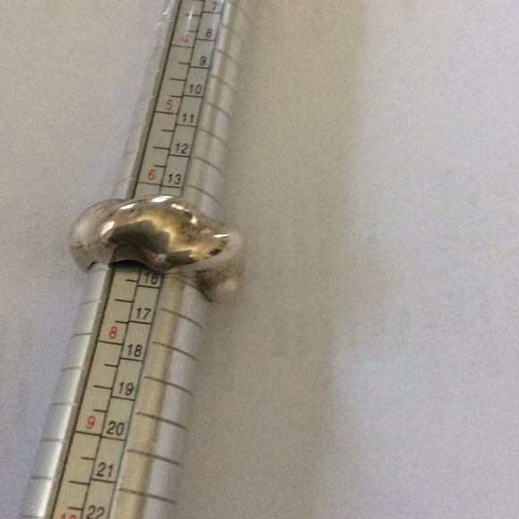 Sterling ring, 6.75 - Picture 1 of 3