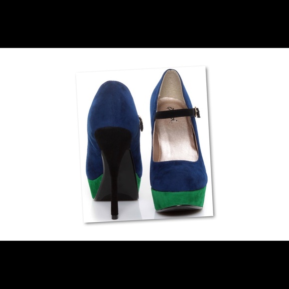 Qupid Mary Jane pumps