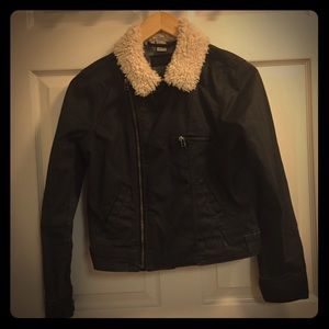 CLEARANCE!! Jean Jacket with Sherpa collar