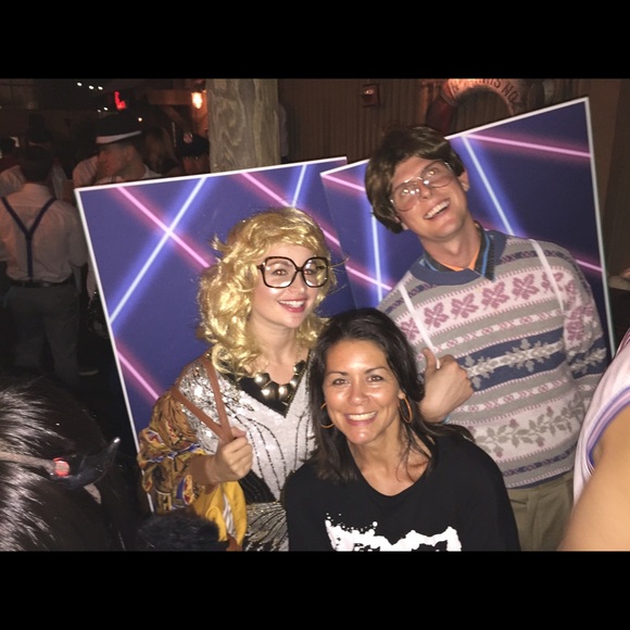 Meet your Posher, Racquel - Picture 2 of 2