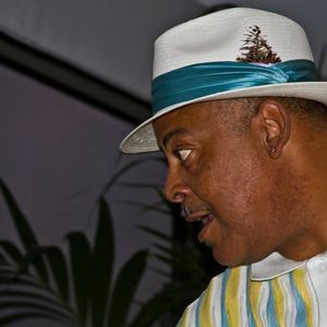 Meet your Posher, Lloyd