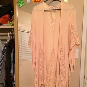 Pretty and pink lace kimono💋