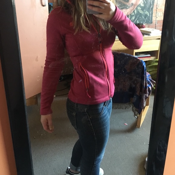 North face super soft fleece only been worn once