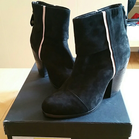 ❌SOLD❌Rag & Bone Suede ankle boots❌SOLD❌ - Picture 1 of 4