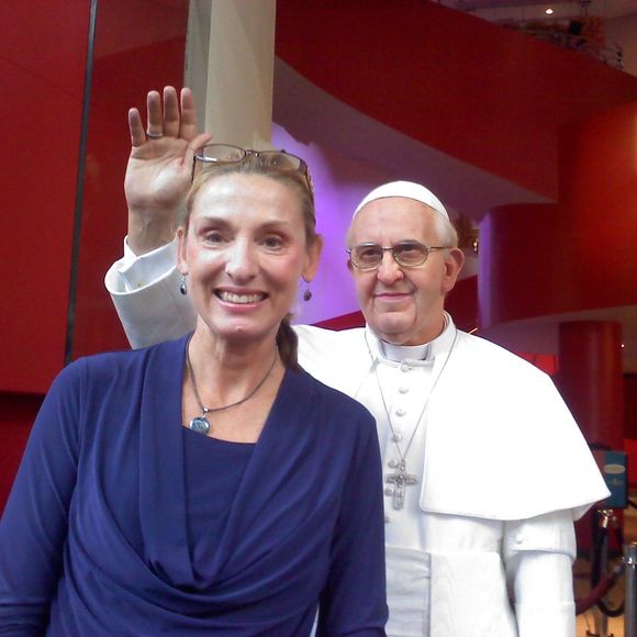 Meet your Posher, Dorothy - Picture 1 of 1