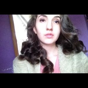 Meet your Posher, Alma