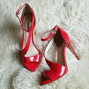 $$ final price! Coral/red ankle strap heels $$