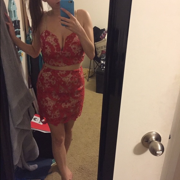 Two-Piece Set - Picture 4 of 4