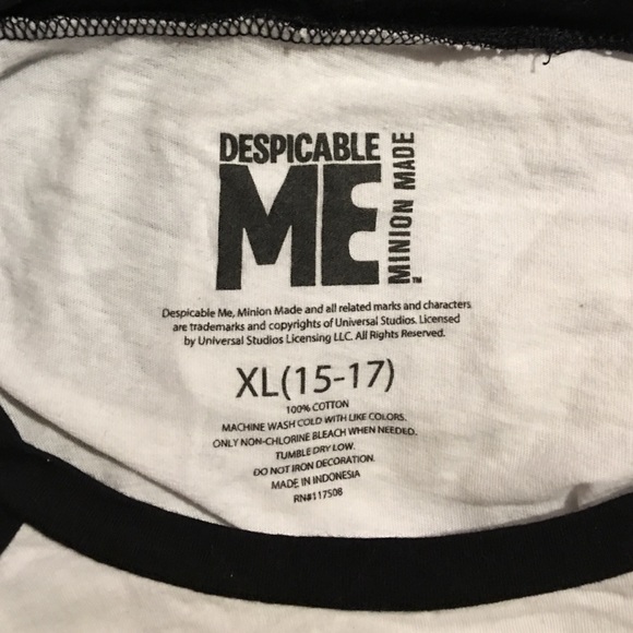 Despicable me Christmas shirt - Picture 3 of 3